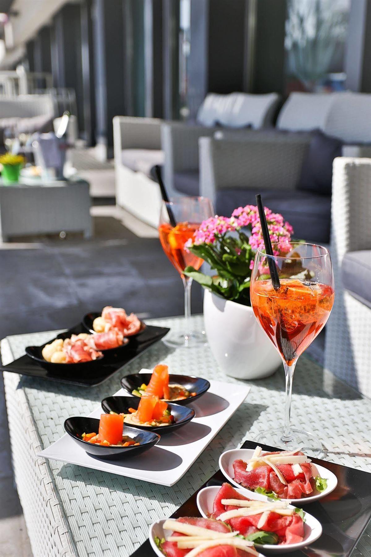 One Hotel & Restaurant Dalmine Eksteriør billede
